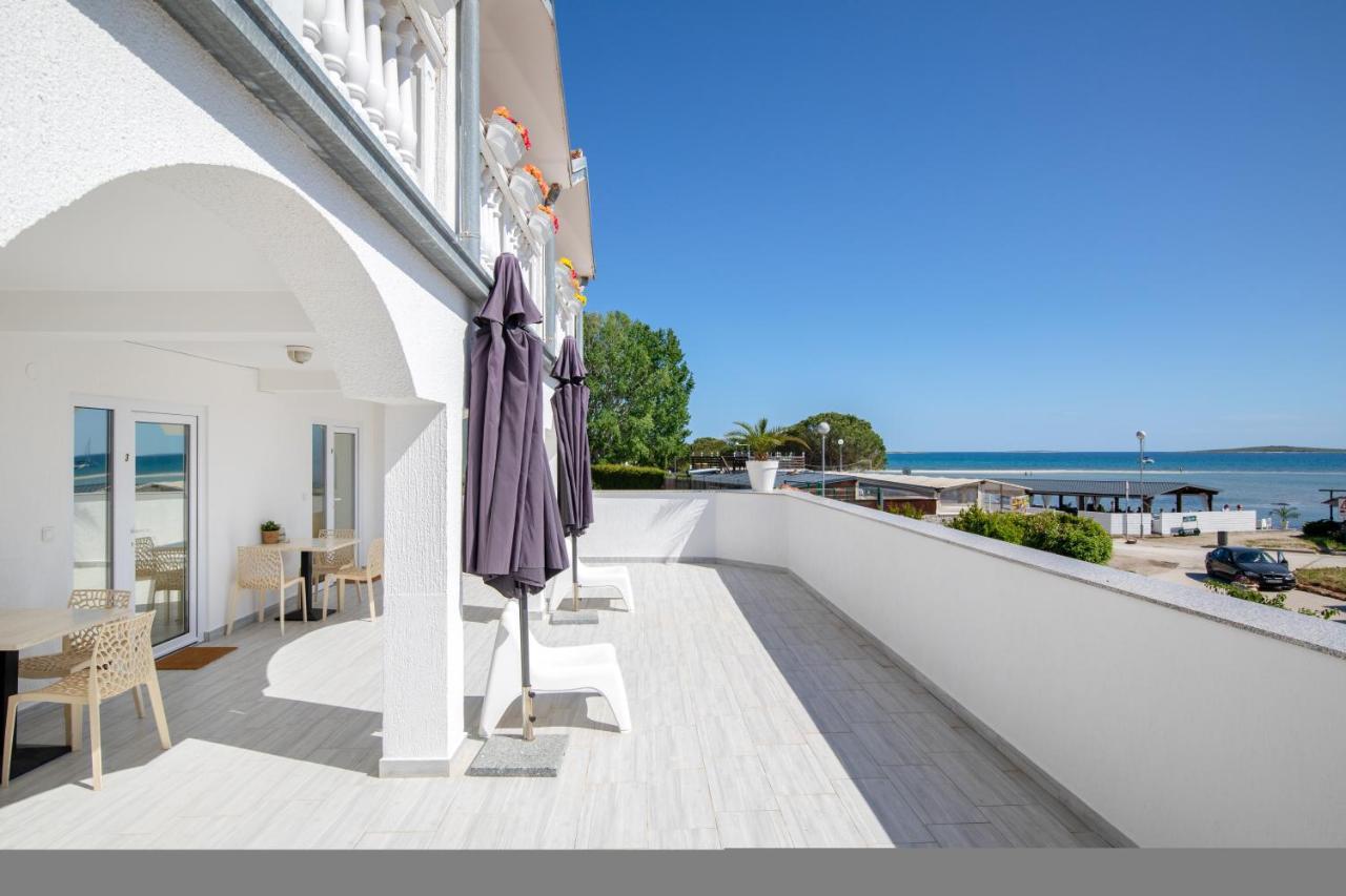 Apartments And Rooms Jakic Medulin Exterior foto