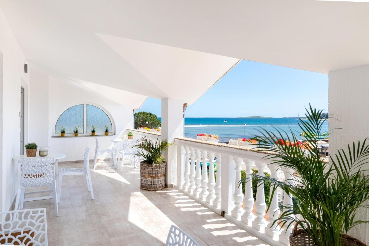 Apartments And Rooms Jakic Medulin Exterior foto